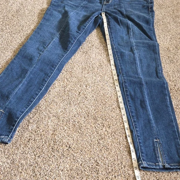 Judy Blue Classic Blue Skinny Jeans - Picture 4 of 10